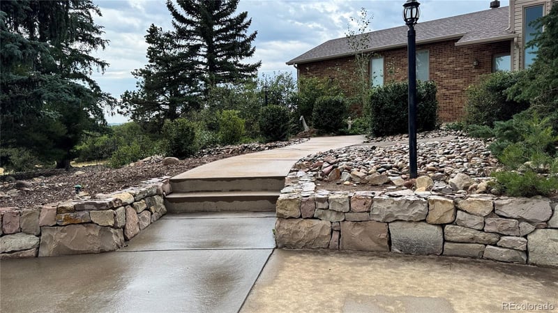 806 Twin Oaks Rd, Castle Rock, CO 80109