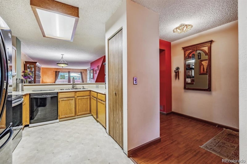 7476 Arkansas Ave #32-09, Denver, CO 80231