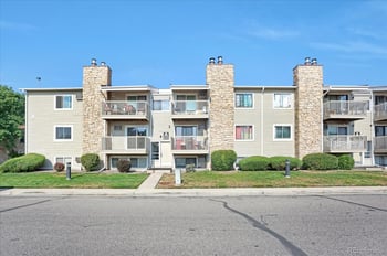 381 S Ames St #A201, Lakewood, CO 80226