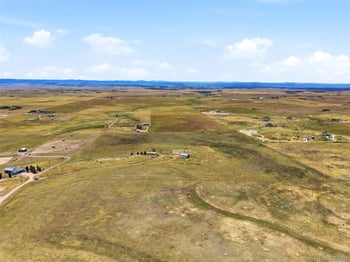 911 Private Road 112, Elizabeth, CO 80107