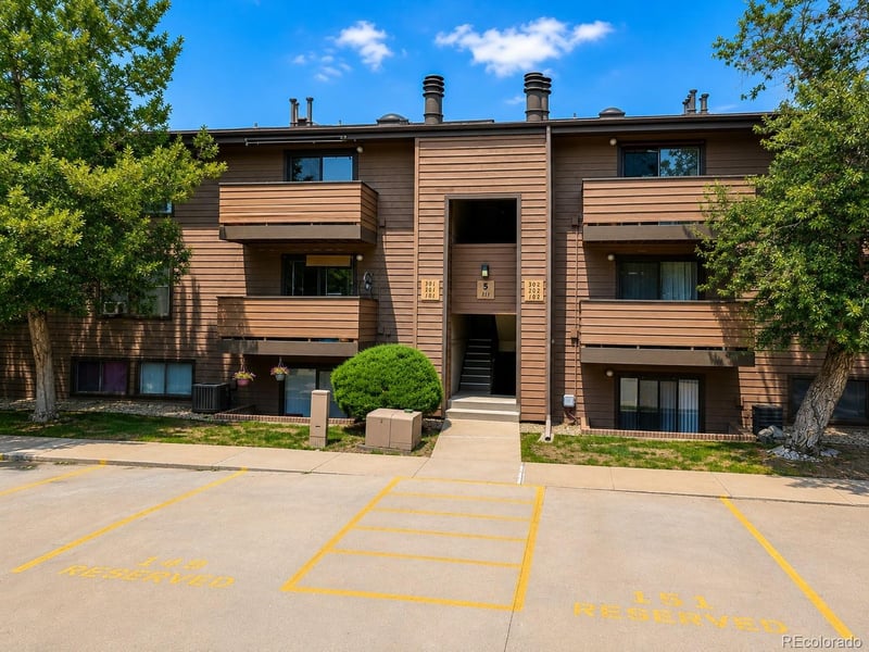 211 Wright St #301, Denver, CO 80228