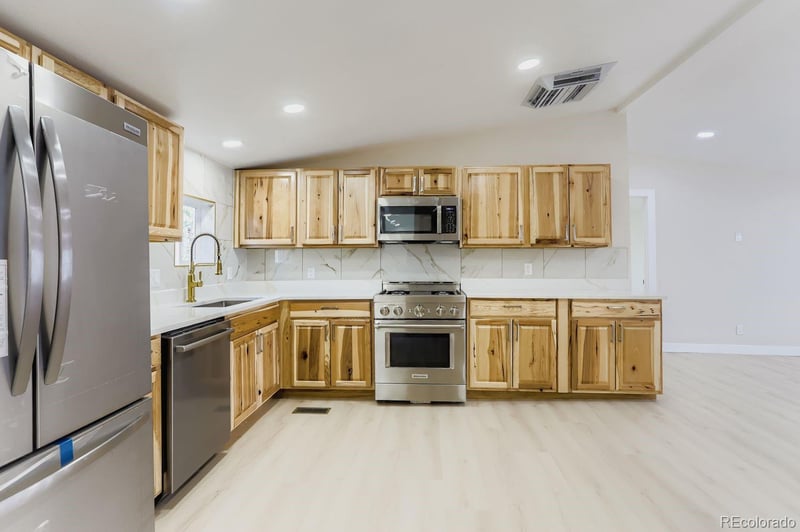 2551 92 Ave Lot 165, Denver, CO 80260