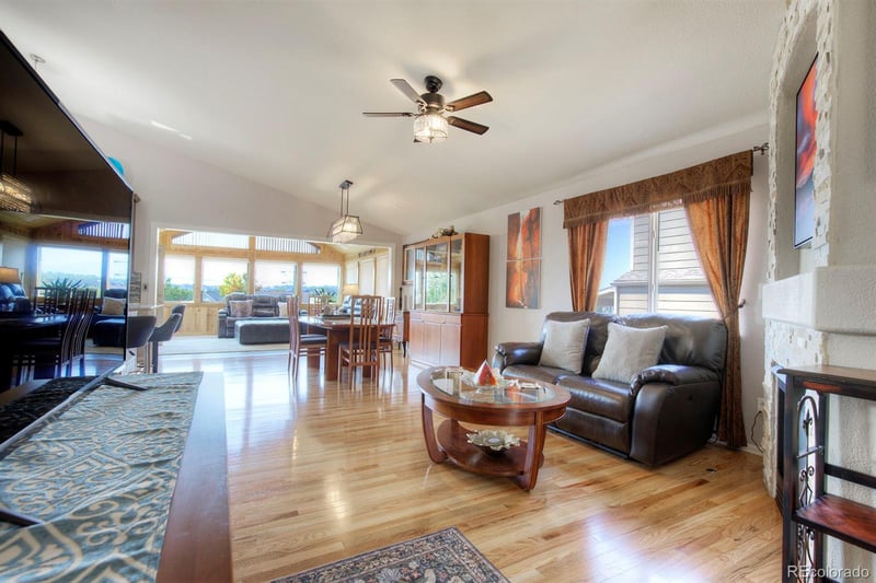 5549 Quail Ct, Arvada, CO 80002