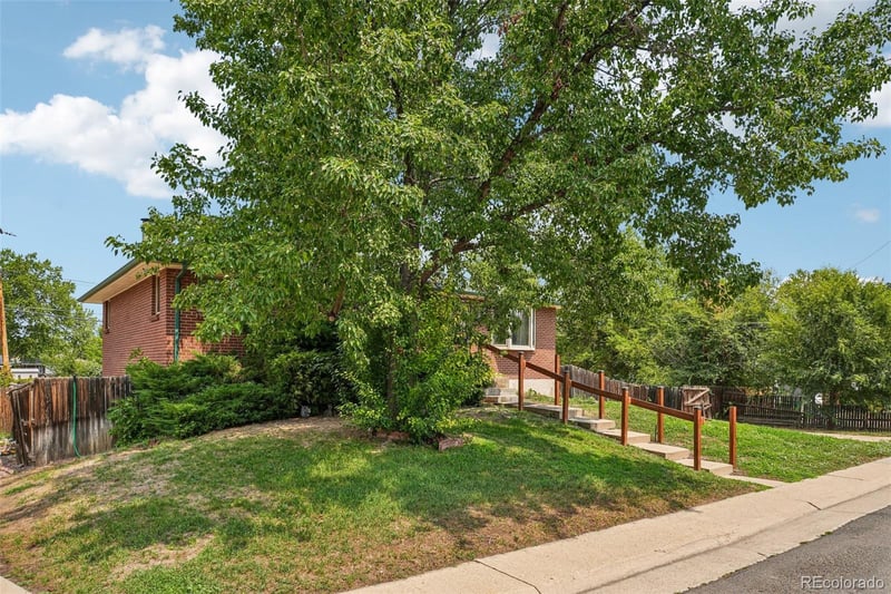 6023 62nd Ave, Arvada, CO 80003