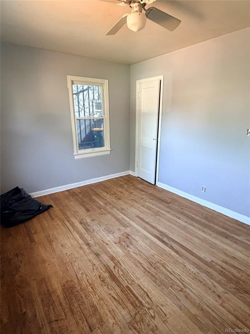 1732 Clinton St, Aurora, CO 80010