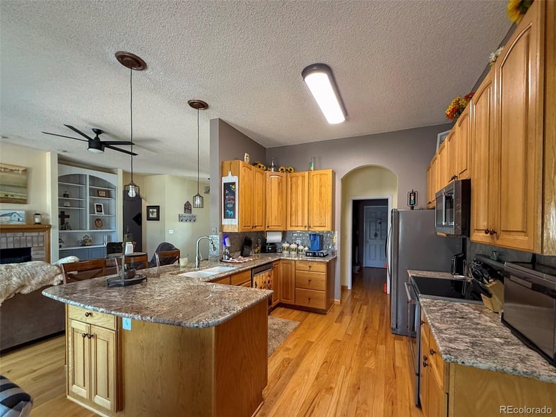 386 Eldridge St, Burlington, CO 80807