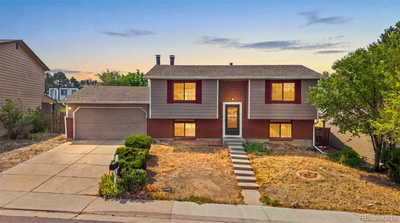 17958 Oxford Dr, Aurora, CO 80013