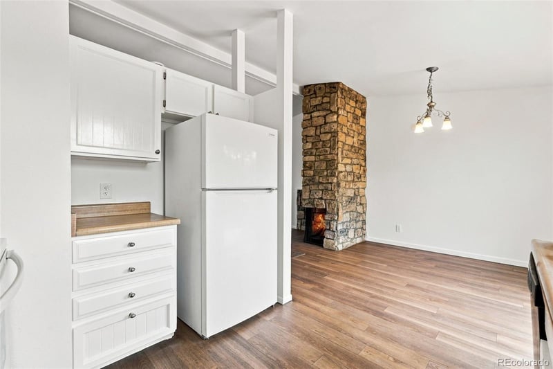 17958 Oxford Dr, Aurora, CO 80013