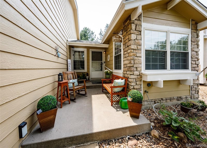 16 Sutherland Ct, Highlands Ranch, CO 80130