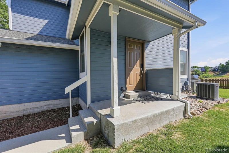 9504 Pendleton Dr, Littleton, CO 80126