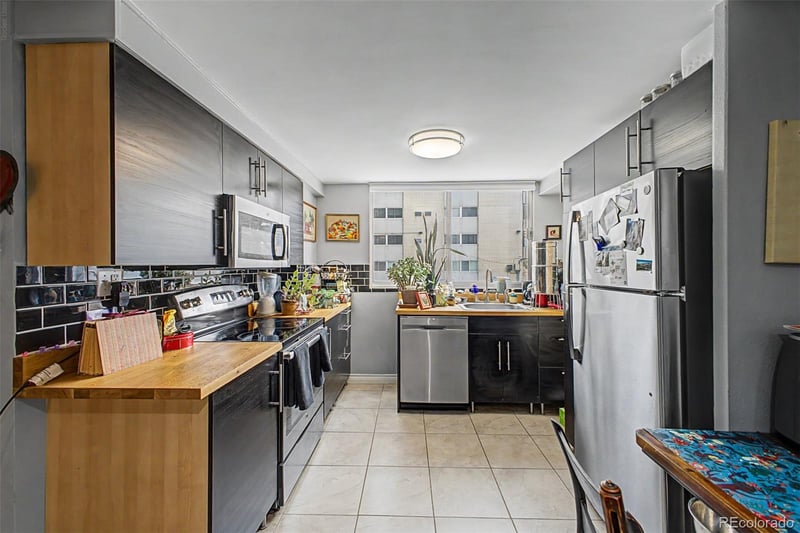 1155 N Ash St #202, Denver, CO 80220