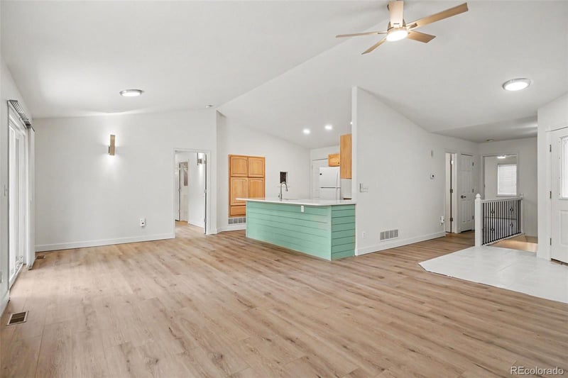 2563 Red River Ct, Loveland, CO 80538