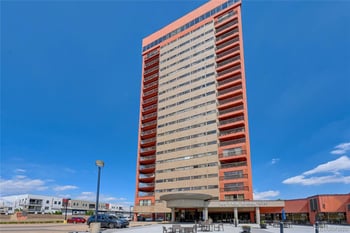 100 Park Ave #903, Denver, CO 80205