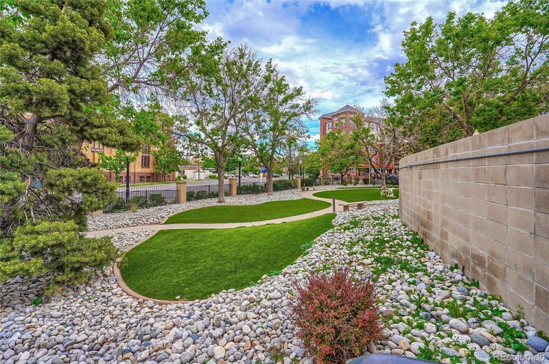 100 Park Ave #903, Denver, CO 80205