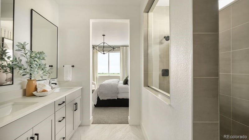 17007 92nd Dr, Arvada, CO 80007