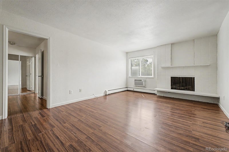8330 Zuni St #208, Denver, CO 80221