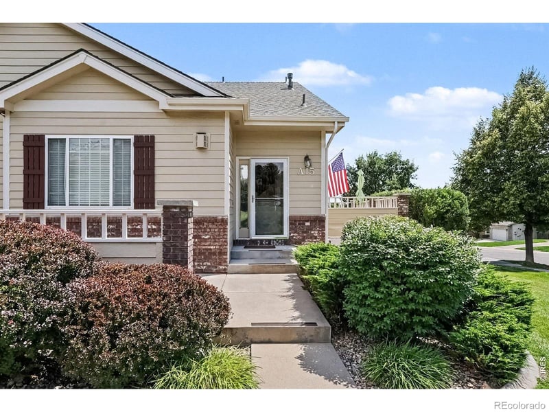 320 Strasburg Dr, Fort Collins, CO 80525