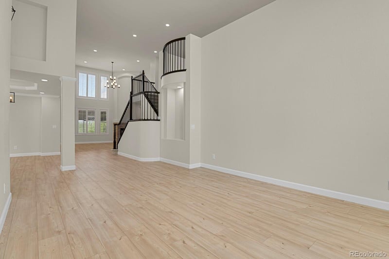 9267 S Cedar Hill Way, Lone Tree, CO 80124