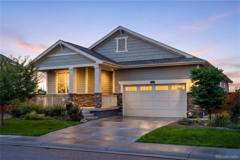 2842 E 161st Pl, Thornton, CO 80602