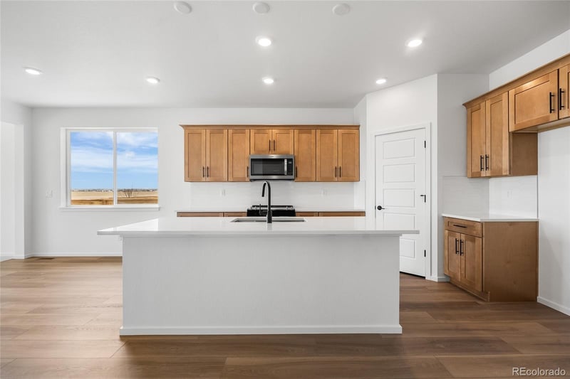 2827 Mosker St, Strasburg, CO 80136