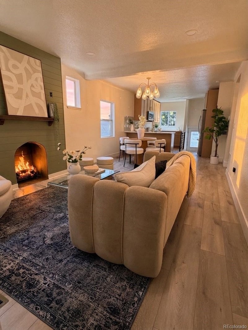2661 Glencoe St, Denver, CO 80207
