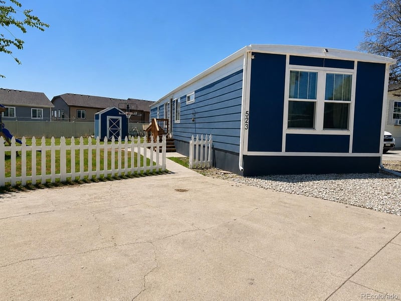 4210 100th Ave Lot 523, Denver, CO 80229