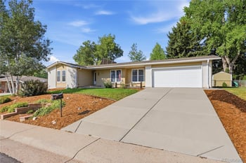 5255 Camargo Rd, Littleton, CO 80123