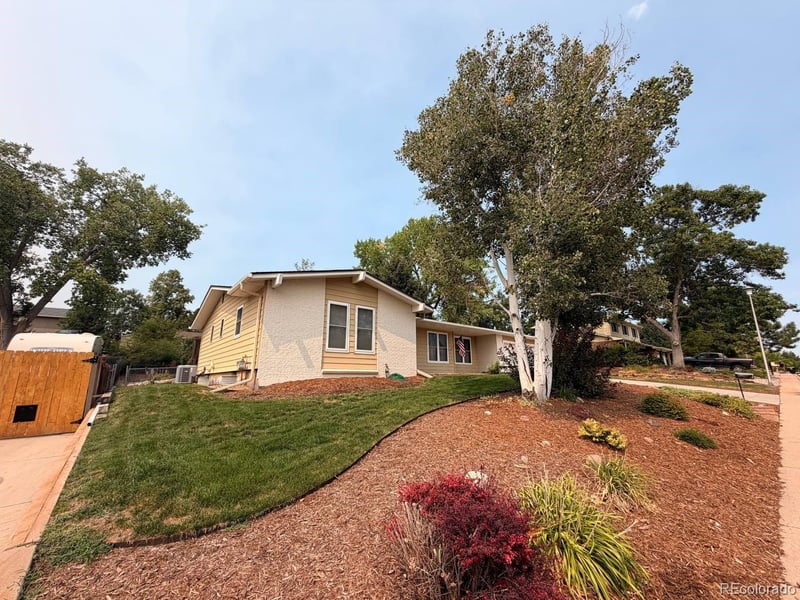 5255 Camargo Rd, Littleton, CO 80123