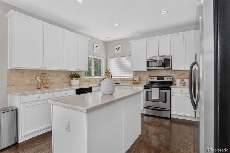 7654 Bison Ct, Littleton, CO 80125