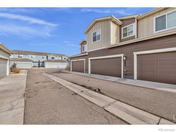 10581 Paris St #1005, Commerce City, CO 80640