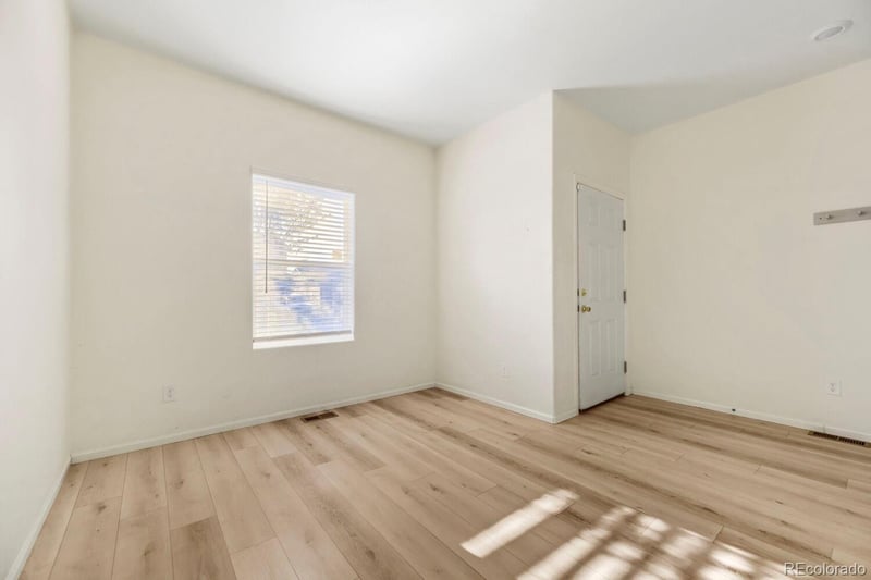 311 Maple St, Bennett, CO 80102