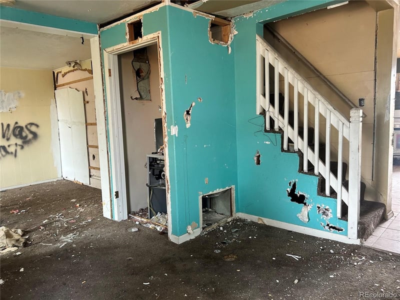 619 E 11th St, Pueblo, CO 81001