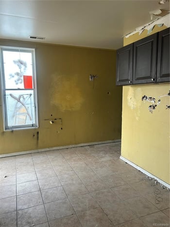 619 E 11th St, Pueblo, CO 81001