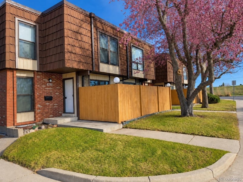 9472 Utah Pl, Denver, CO 80232