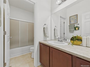 16593 Prospect Ln, Broomfield, CO 80023