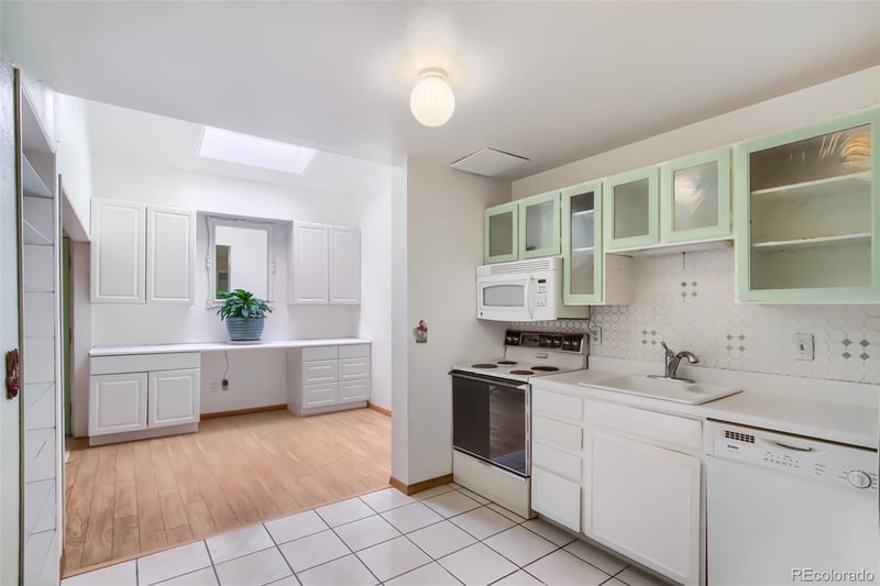 6416 Welch Ct, Arvada, CO 80004