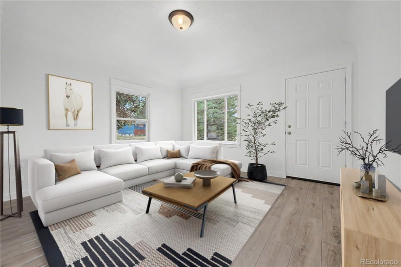 1555 Monroe Ave, Loveland, CO 80538