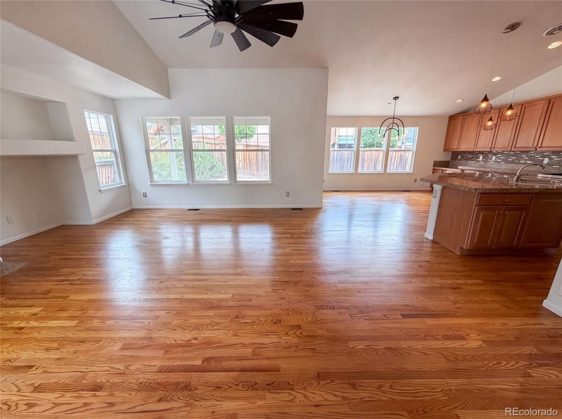 2802 Ireland Way, Aurora, CO 80013