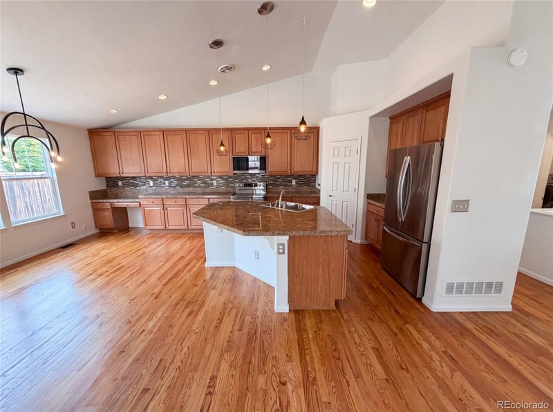 2802 Ireland Way, Aurora, CO 80013