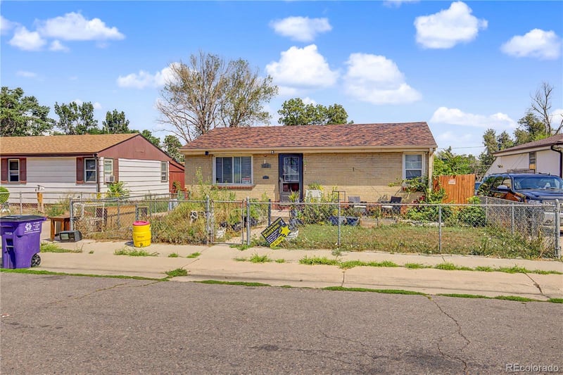4685 Gill Pl, Denver, CO 80219