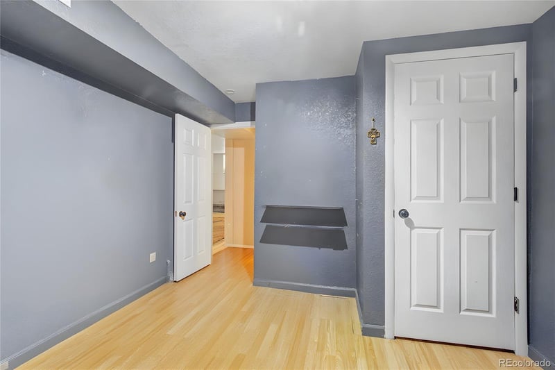 4685 Gill Pl, Denver, CO 80219