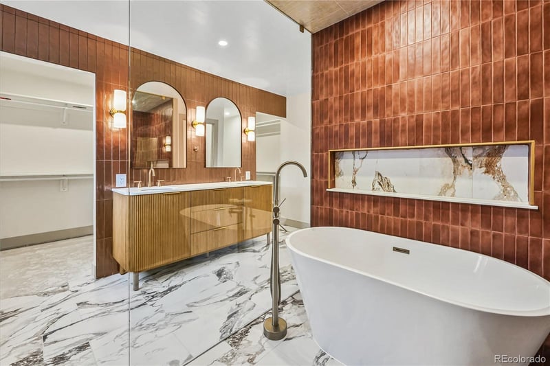 1656 Zenobia St, Denver, CO 80204