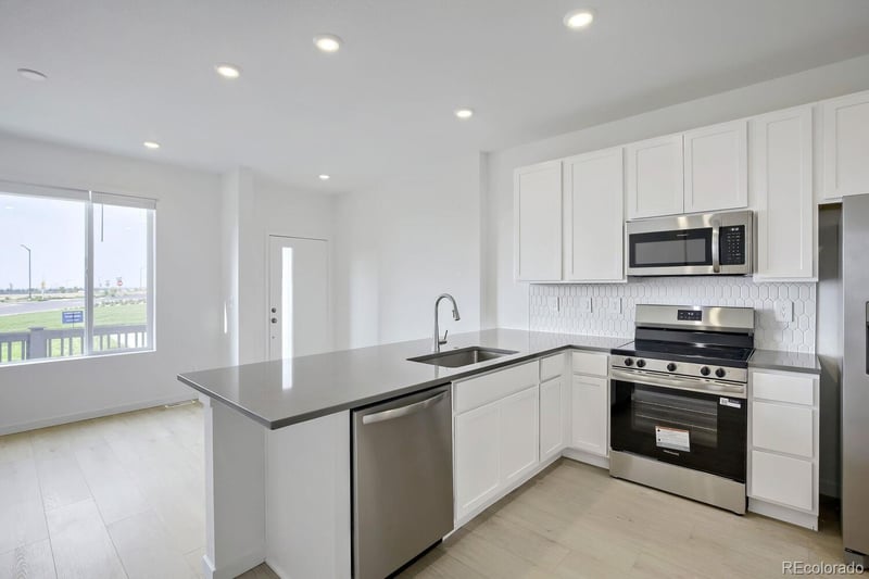 3045 Gladstone Ave, Loveland, CO 80538