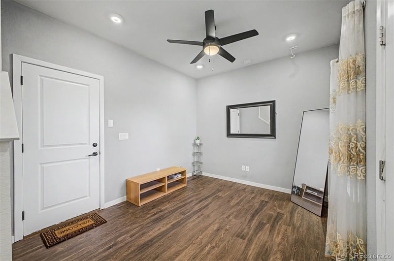 566 Amherst Ave, Englewood, CO 80110