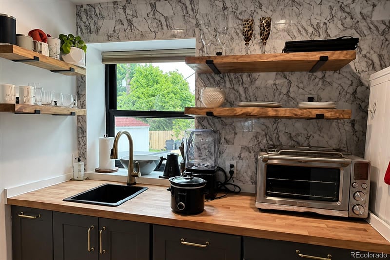 680 Loveland St, Golden, CO 80401