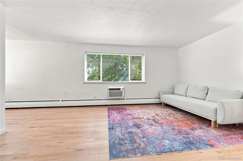 1056 Marion St #203, Denver, CO 80218