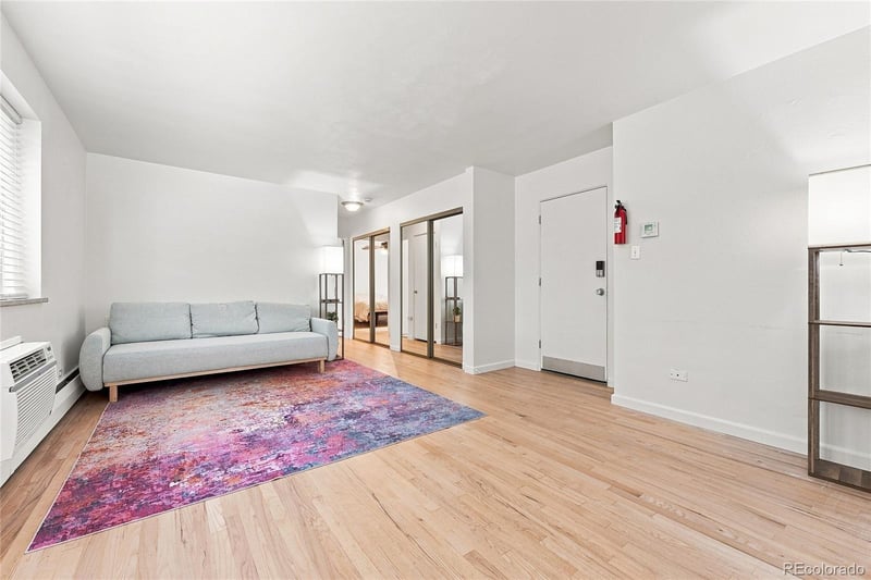 1056 Marion St #203, Denver, CO 80218