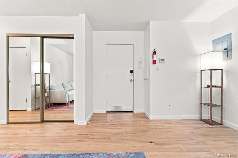 1056 Marion St #203, Denver, CO 80218