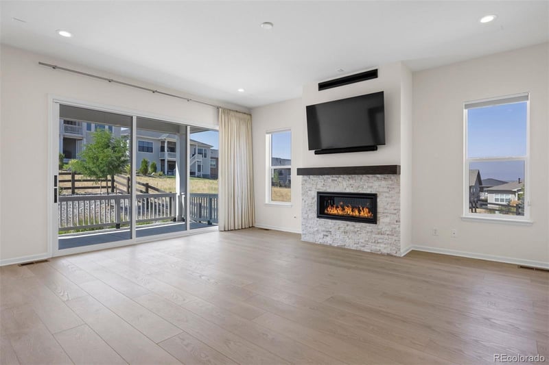 820 Bahia Point, Castle Rock, CO 80104
