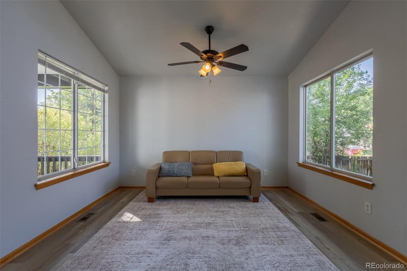 2241 Walden St, Aurora, CO 80013